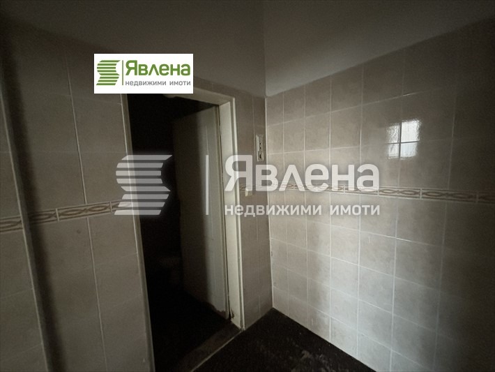Продава МАГАЗИН, гр. Пловдив, Център, снимка 4 - Магазини - 52997953