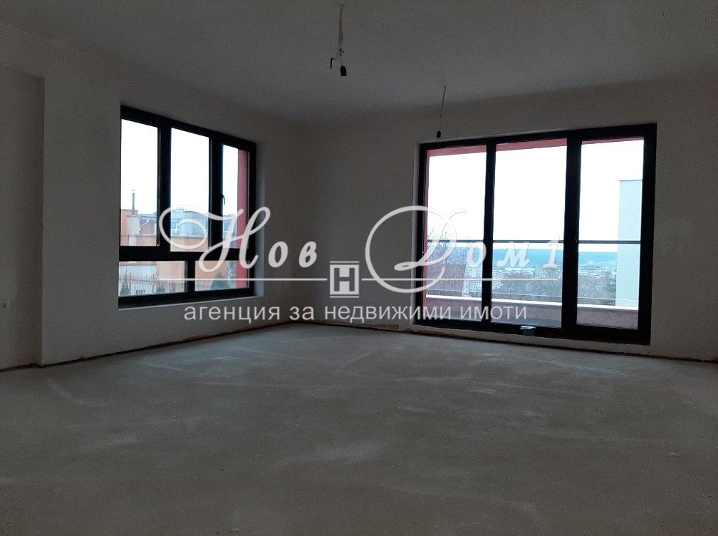Продава 3-СТАЕН, гр. Варна, Левски 2