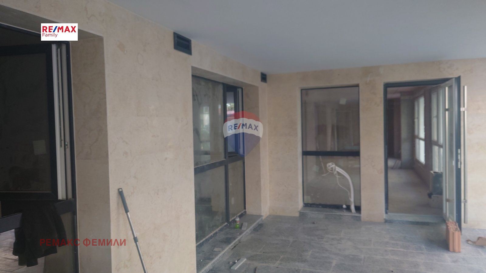 Продава ОФИС, гр. Варна, Център, снимка 2 - Офиси - 50366138