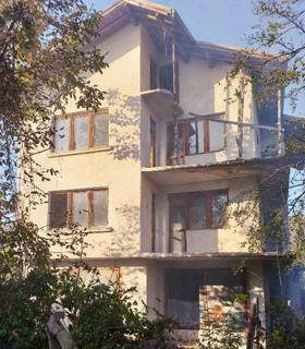 Продажба на имоти в с. Видраре, област София - изображение 2 
