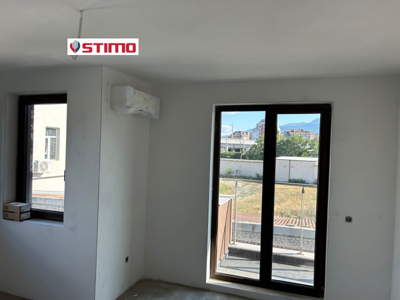 Продаја  2 спаваће собе Софија , Хаджи Димитар , 92 м2 | 95358952