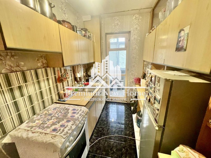 For Sale  2 bedroom Plovdiv , Yuzhen , 92 sq.m | 43549027 - image [3]