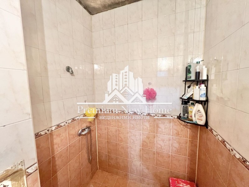 For Sale  2 bedroom Plovdiv , Yuzhen , 92 sq.m | 43549027 - image [11]