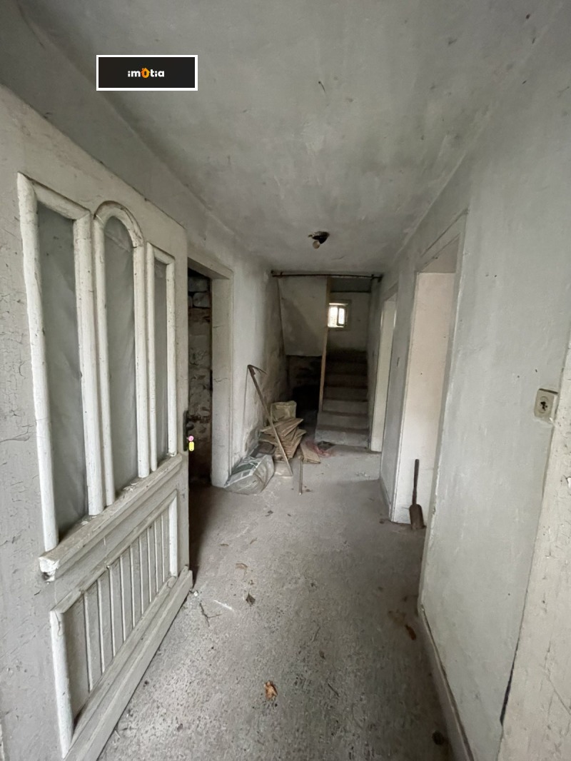 Продава КЪЩА, гр. Троян, област Ловеч, снимка 3 - Къщи - 53323928