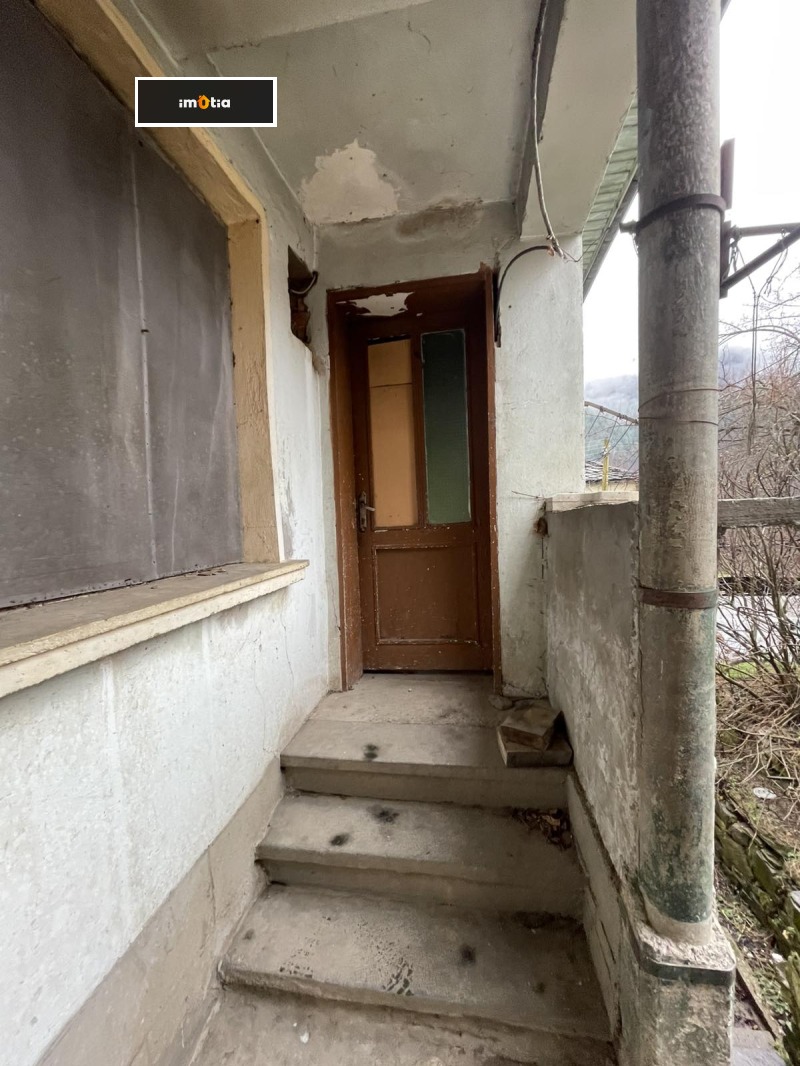 Продава КЪЩА, гр. Троян, област Ловеч, снимка 8 - Къщи - 53323928