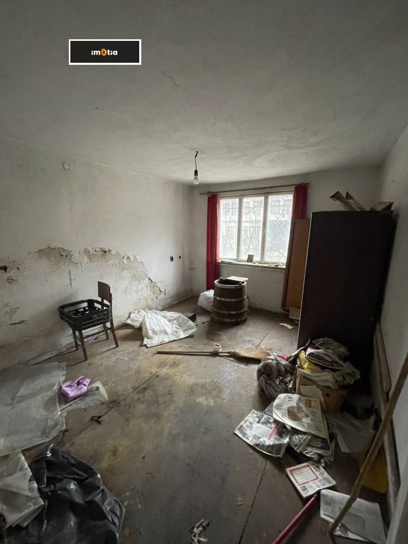 Продава КЪЩА, гр. Троян, област Ловеч, снимка 9 - Къщи - 53323928