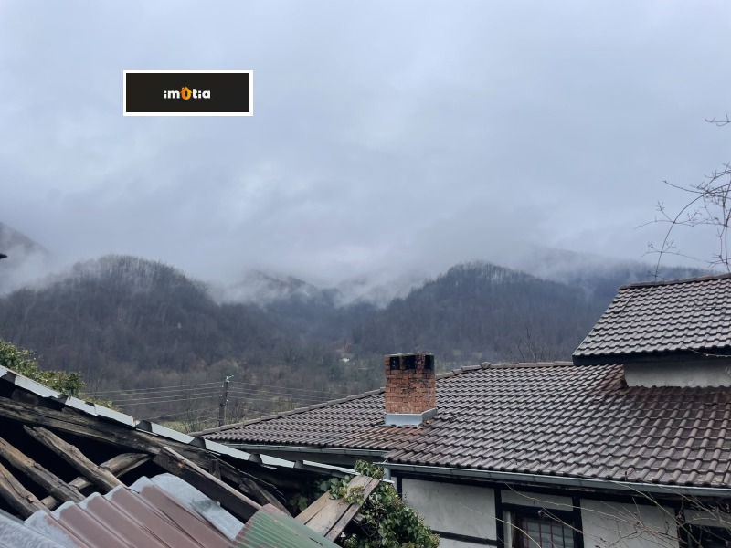 Продава КЪЩА, гр. Троян, област Ловеч, снимка 12 - Къщи - 53323928