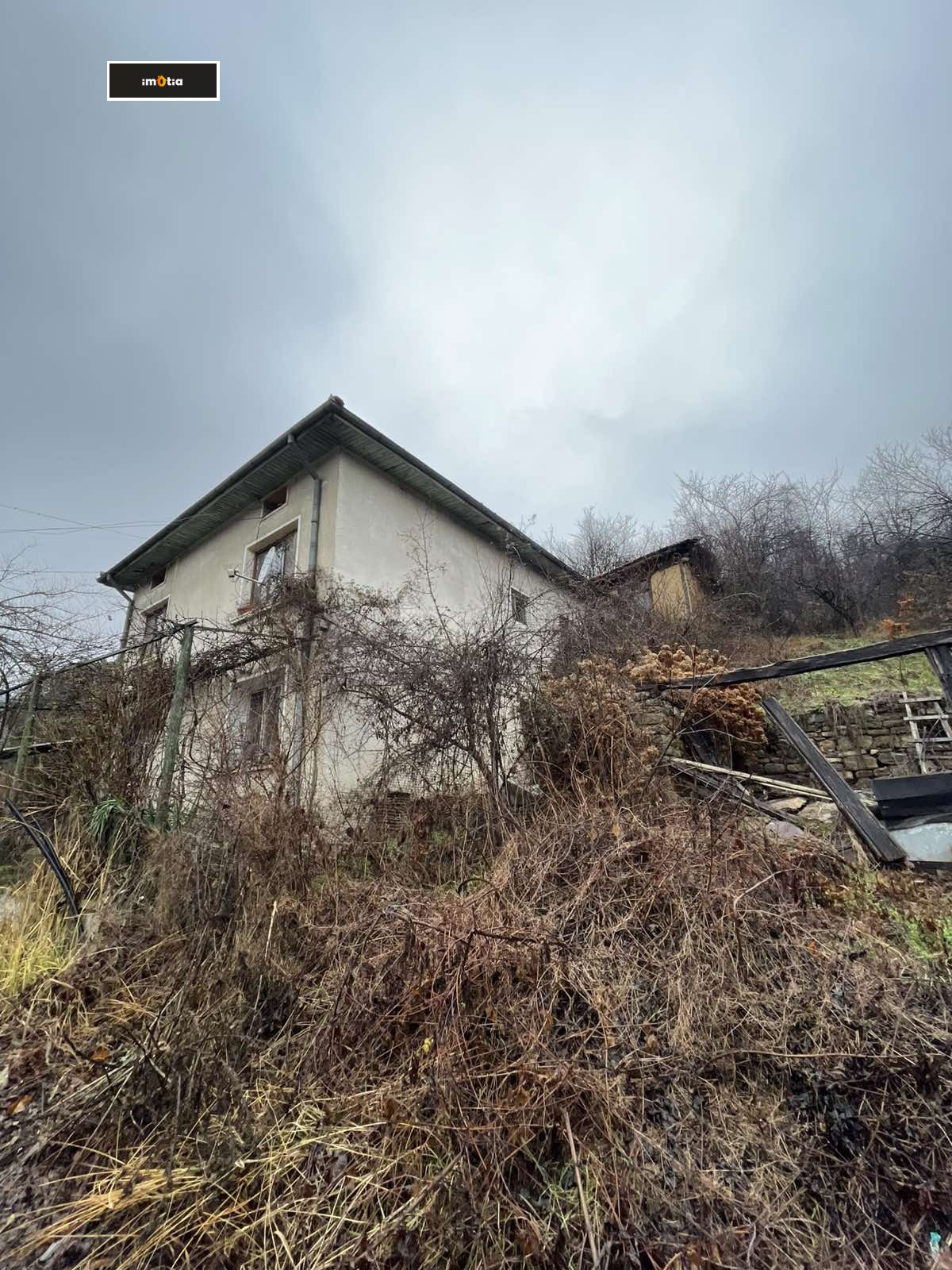 Продава КЪЩА, гр. Троян, област Ловеч, снимка 2 - Къщи - 53323928