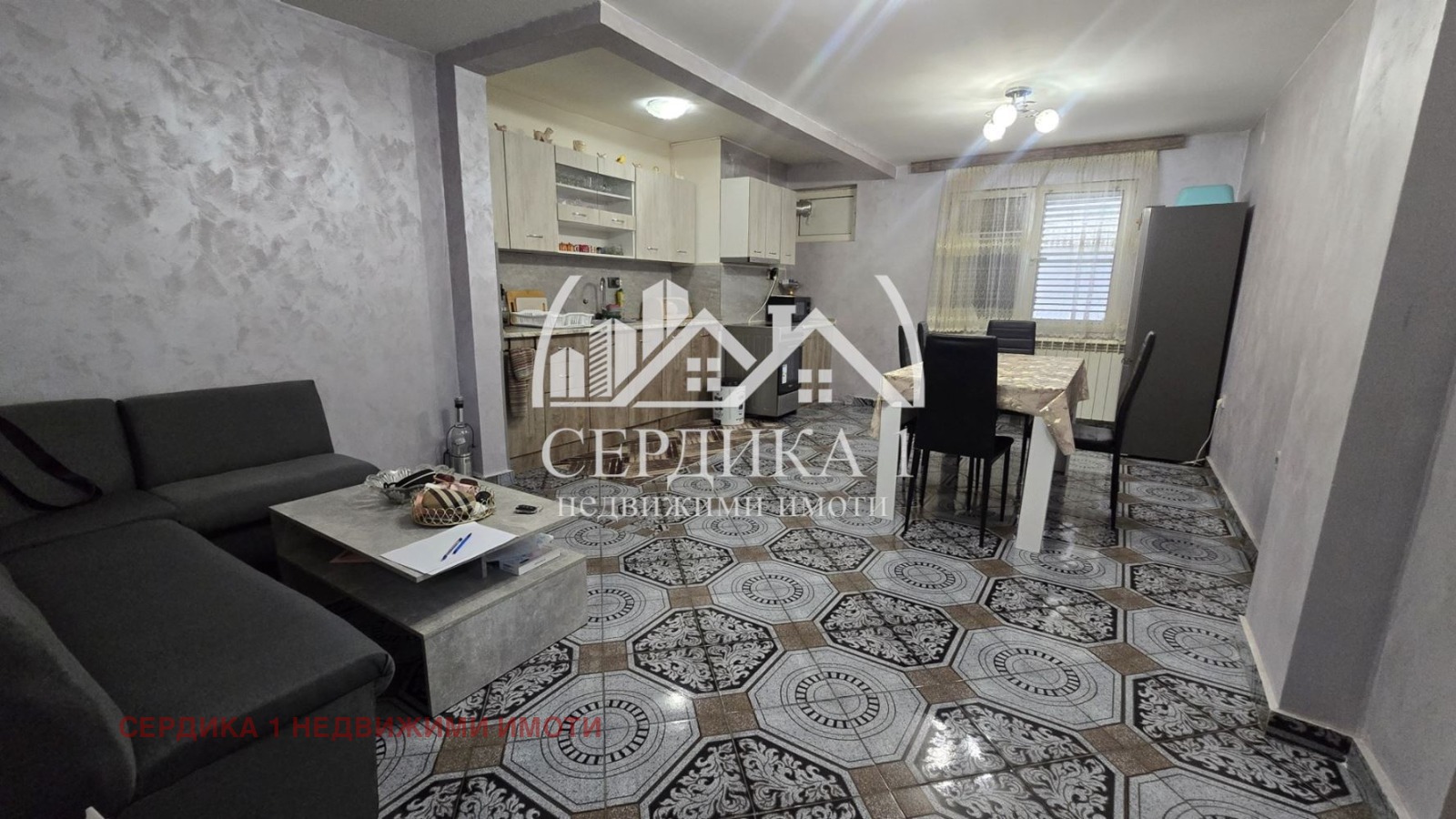 Продава КЪЩА, гр. Златица, област София област, снимка 3 - Къщи - 54715037