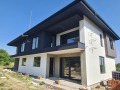 Продава КЪЩА, област Пловдив, с. Марково • 295000 € / 576969.85 лв. • 84126498 7