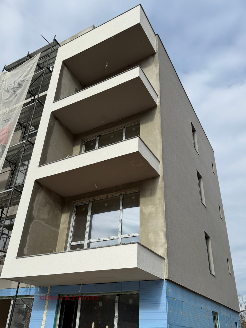 Продава 3-СТАЕН в град Добрич, Свети Георги - 94 кв.м / 104 500 € » 204 384.24 лв., СИ БИ ЕМ ГРУП 22