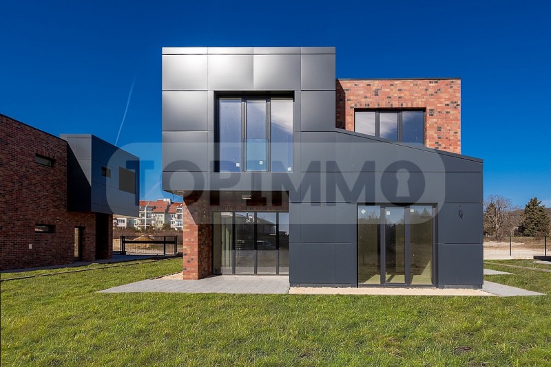 Продава КЪЩА в град Варна, Виница - 223 кв.м / 446 000 € » 872 300.18 лв., ТОПИММО