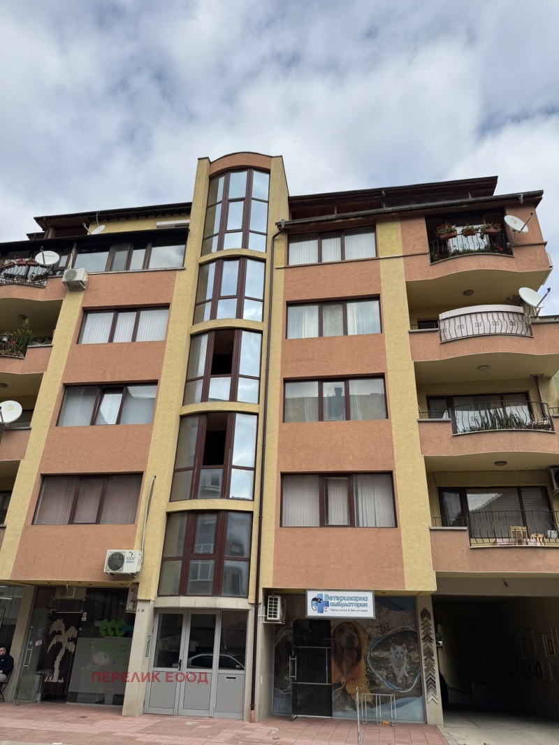 Продава 2-СТАЕН, област Стара Загора, гр. Казанлък • 170000 лв. / 86919.62 € • 48161578 1