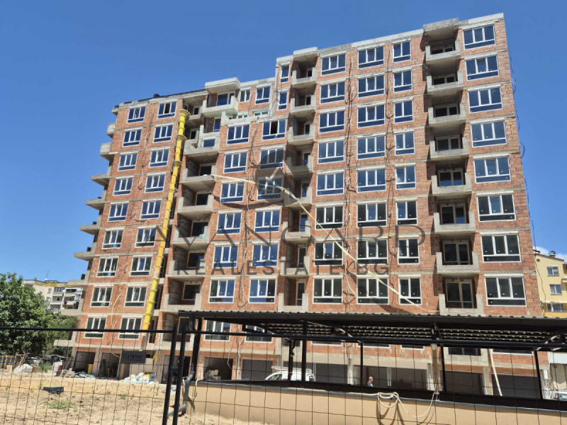 En venta  2 dormitorios Plovdiv , Kyuchuk Parizh , 97 metros cuadrados | 82062643