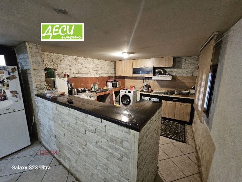 Продава КЪЩА, с. Ново село, област Русе, снимка 3 - Къщи - 52624363