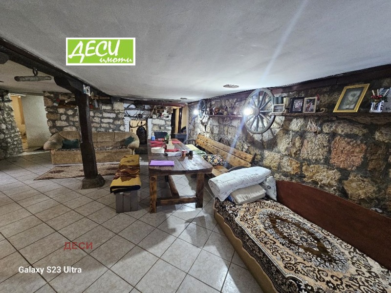 Продава КЪЩА, с. Ново село, област Русе, снимка 2 - Къщи - 52624363