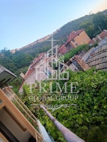 Продава КЪЩА, гр. Провадия, област Варна, снимка 13 - Къщи - 55048356