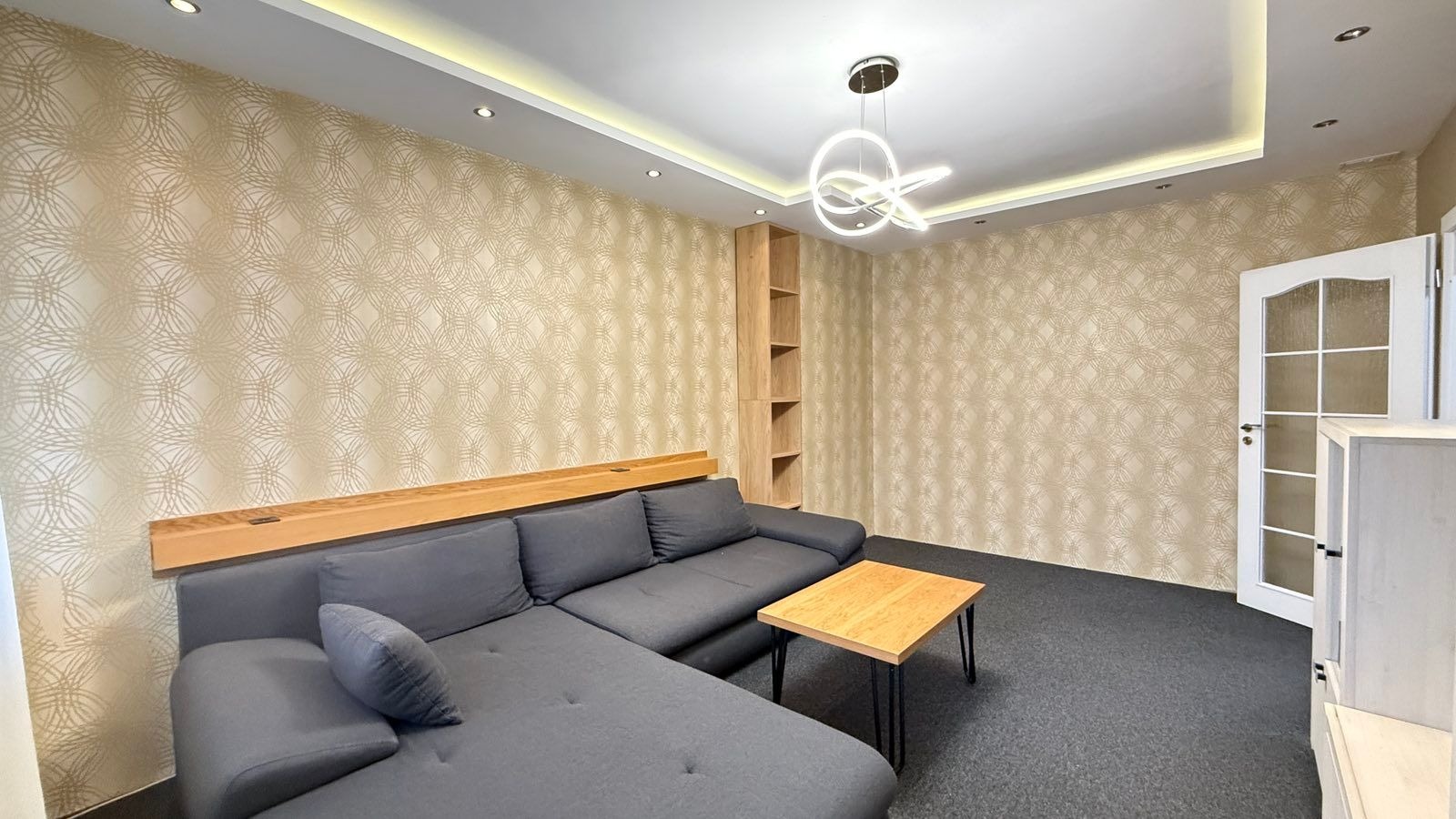 Продава 3-СТАЕН, гр. София, Красна поляна 2