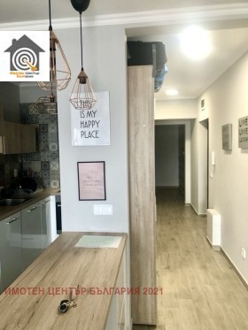 Продава 1-СТАЕН, гр. София, Полигона