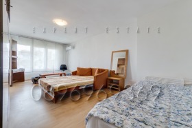 3+ camere da letto Tsentar, Varna 5