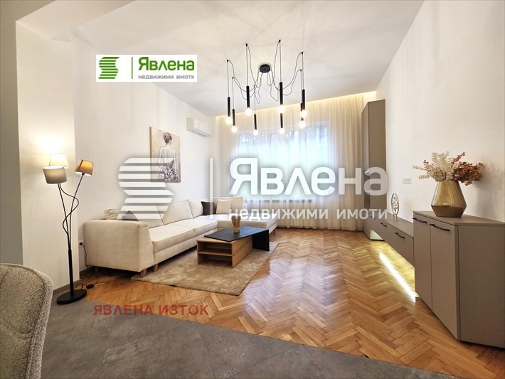 Продава 3-СТАЕН, гр. София, Център