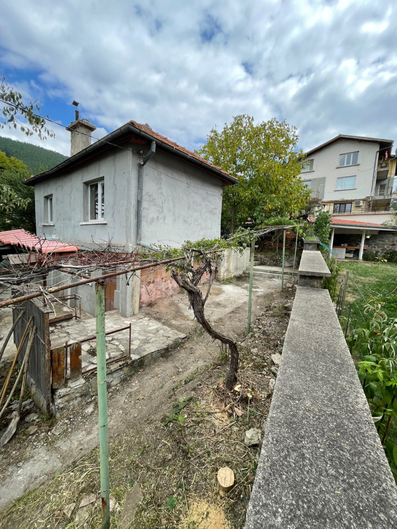 Продава КЪЩА, гр. Своге, област София област, снимка 4 - Къщи - 53446631