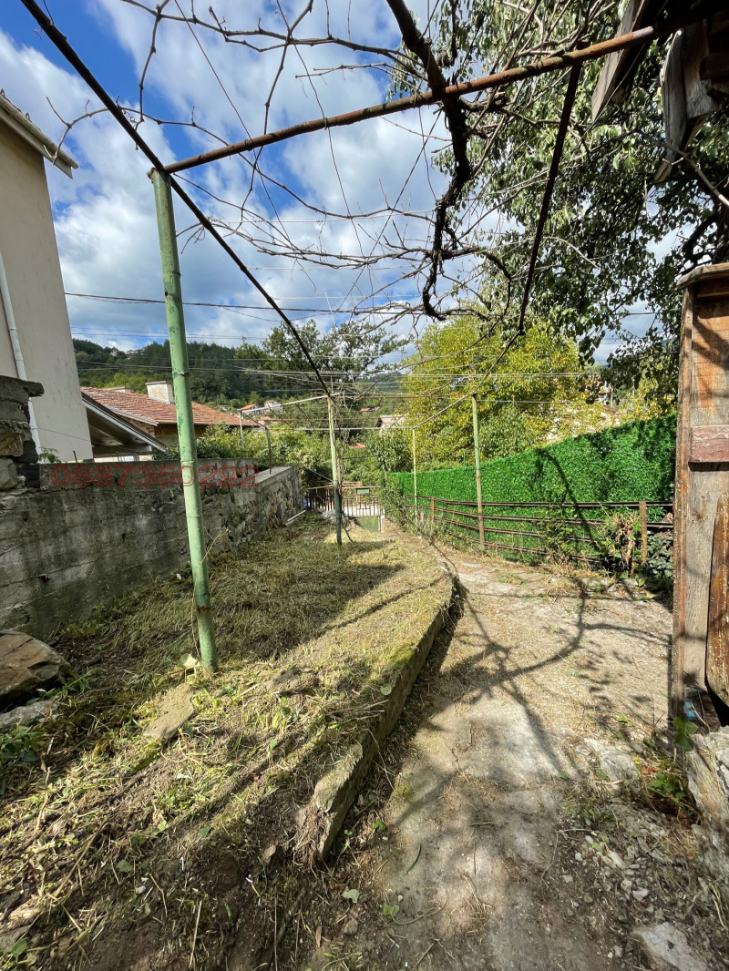 Продава КЪЩА, гр. Своге, област София област, снимка 3 - Къщи - 53446631