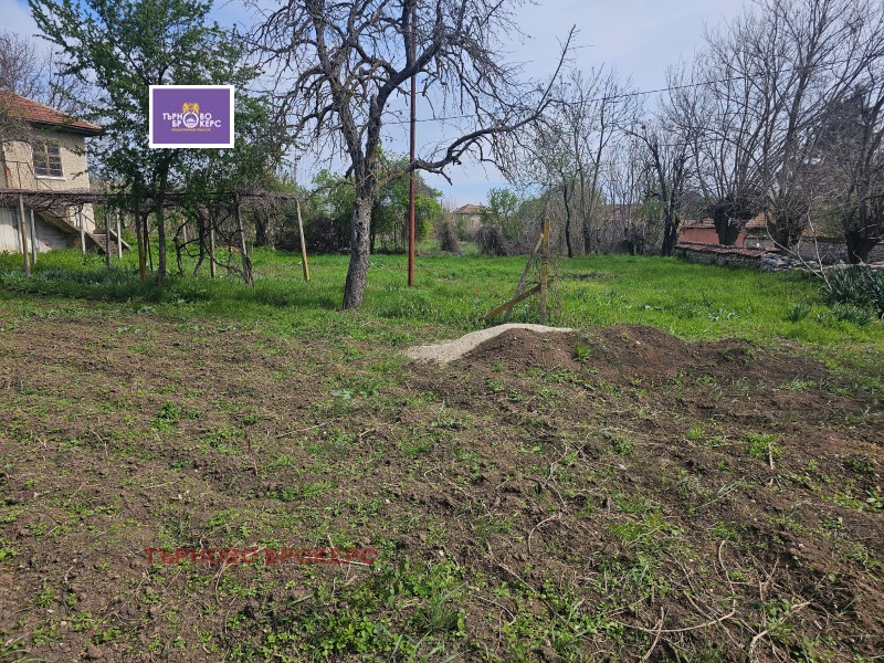 Продава КЪЩА, с. Мусина, област Велико Търново, снимка 2 - Къщи - 52570600