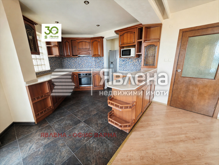 Продава КЪЩА, гр. Варна, Бриз, снимка 7 - Къщи - 54705132