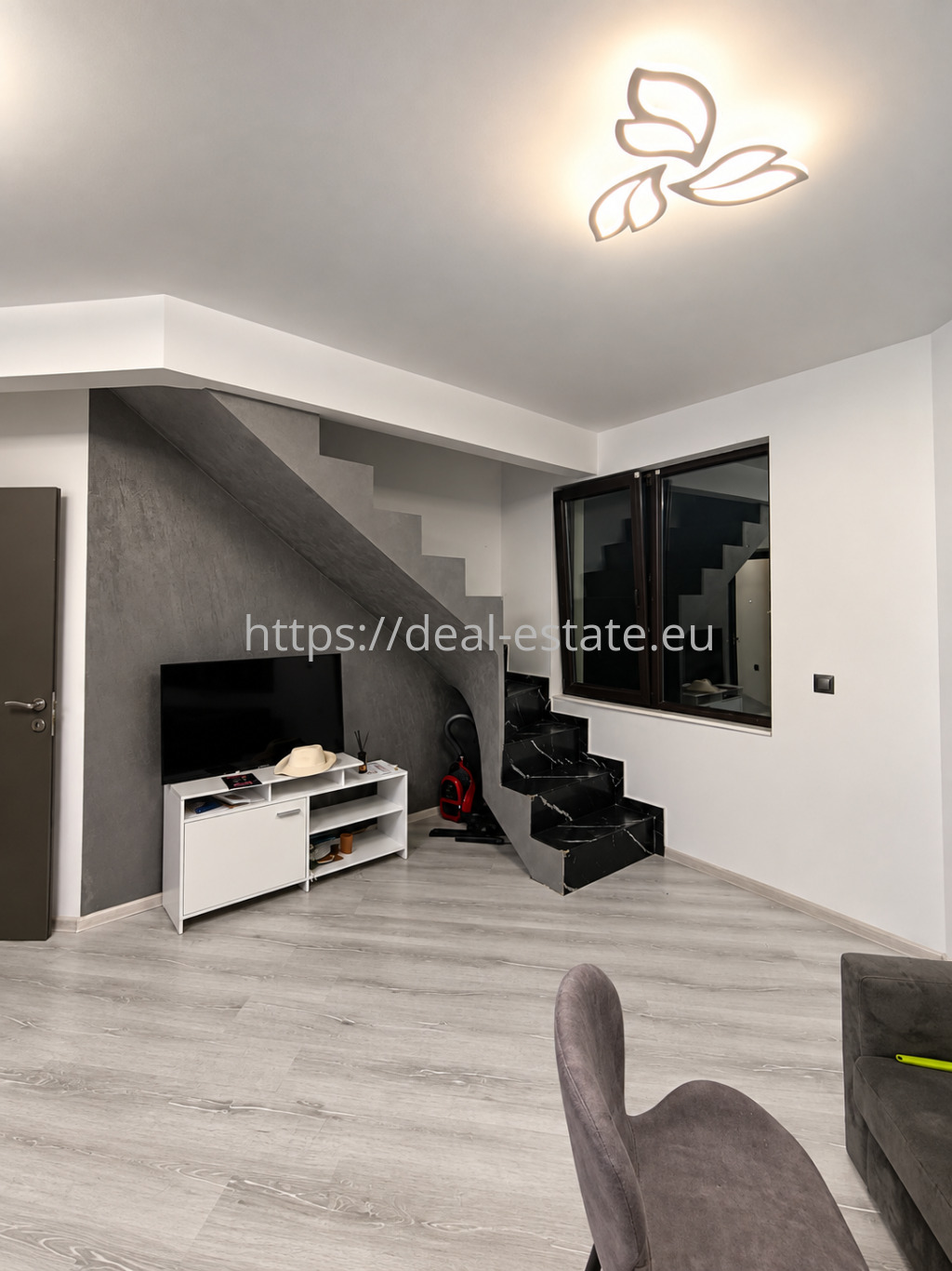 Продава МЕЗОНЕТ, гр. Благоевград, Еленово 2, снимка 3 - Апартаменти - 56109013