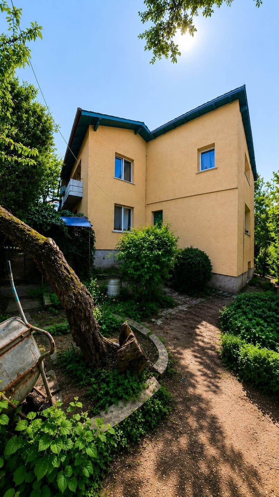 Продава КЪЩА, гр. София, с. Панчарево