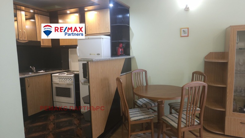 À venda  1 quarto Varna , HEI , 77 m² | 62241733 - imagem [3]
