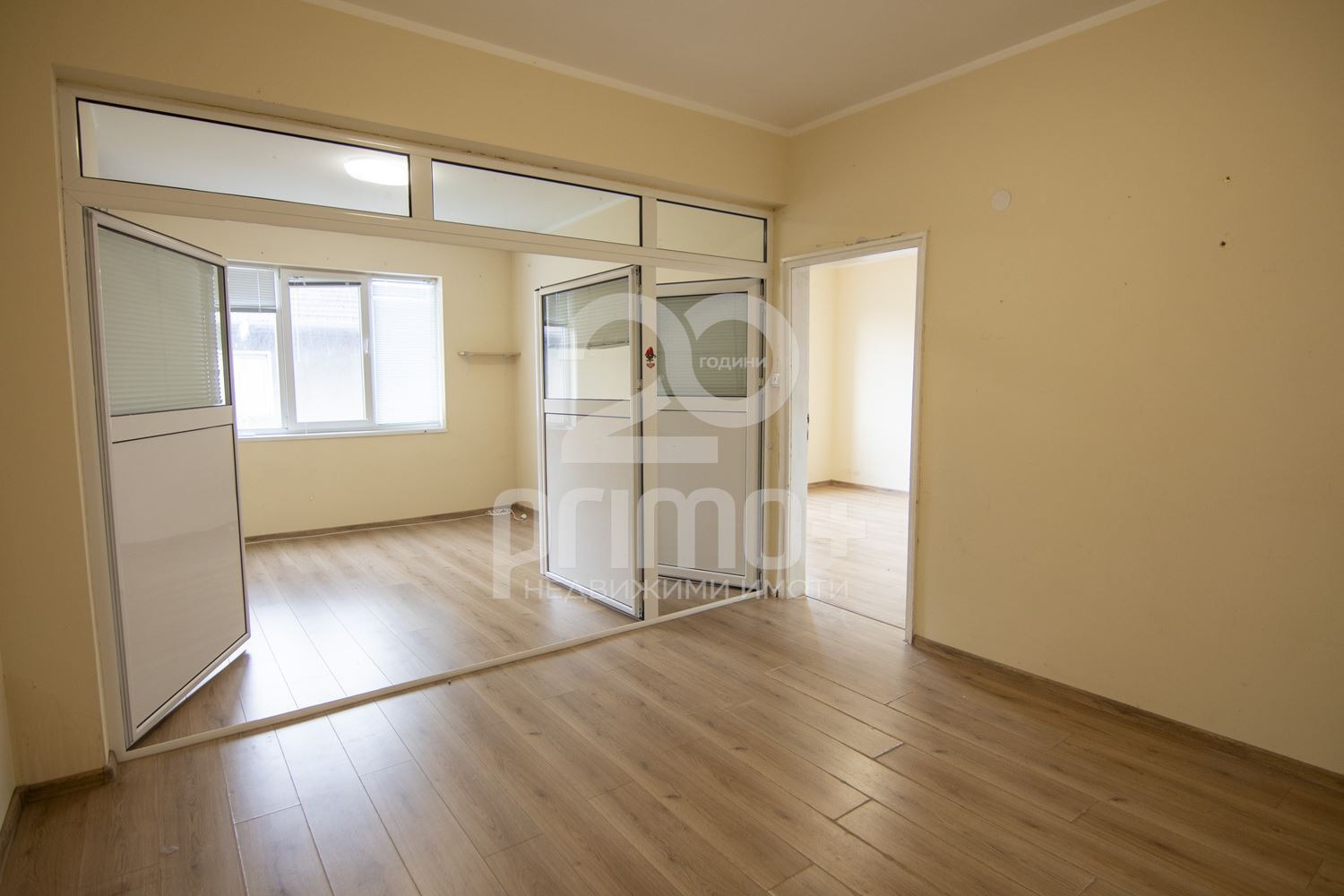 Продава 2-СТАЕН, гр. София, Център, снимка 2 - Апартаменти - 56307804