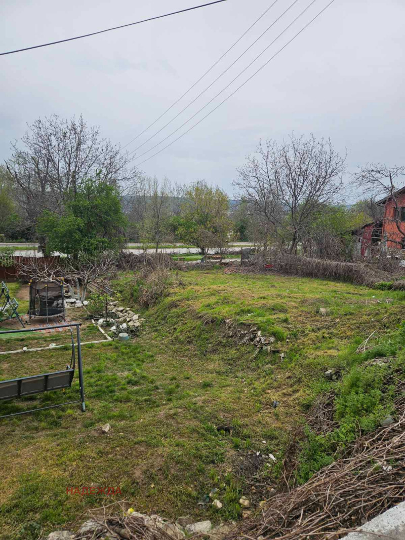 Продава ПАРЦЕЛ в град Плевен, Сторгозия - 300 кв.м / 36 000 € » 70 409.88 лв., НАДЕЖДА