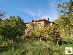 Casa Gostilitsa, región de Gabrovo 11