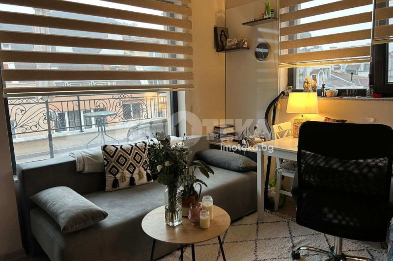 Zu verkaufen  Studio Plowdiw , Mladeschki Halm , 48 qm | 71029044