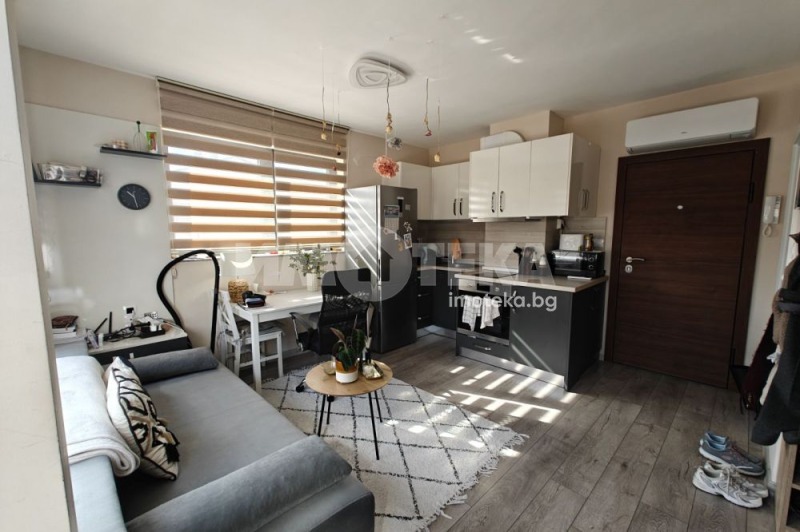 Zu verkaufen  Studio Plowdiw , Mladeschki Halm , 48 qm | 71029044 - Bild [2]