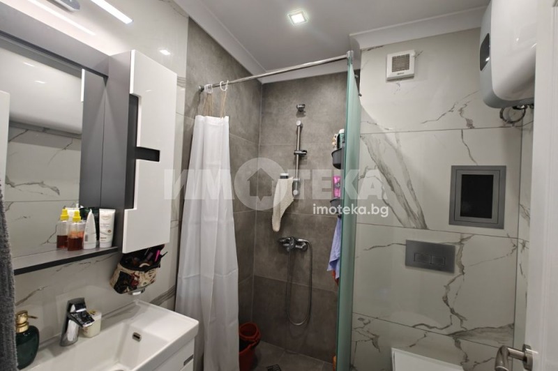 Zu verkaufen  Studio Plowdiw , Mladeschki Halm , 48 qm | 71029044 - Bild [6]