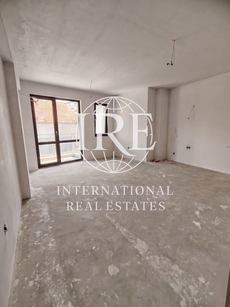 Продава 2-СТАЕН, гр. Варна, Гранд Мол, снимка 2 - Апартаменти - 56359906