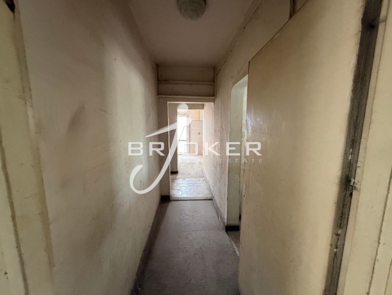 Продава  3-стаен град Кърджали , Възрожденци , 130 кв.м | 70332762 - изображение [4]