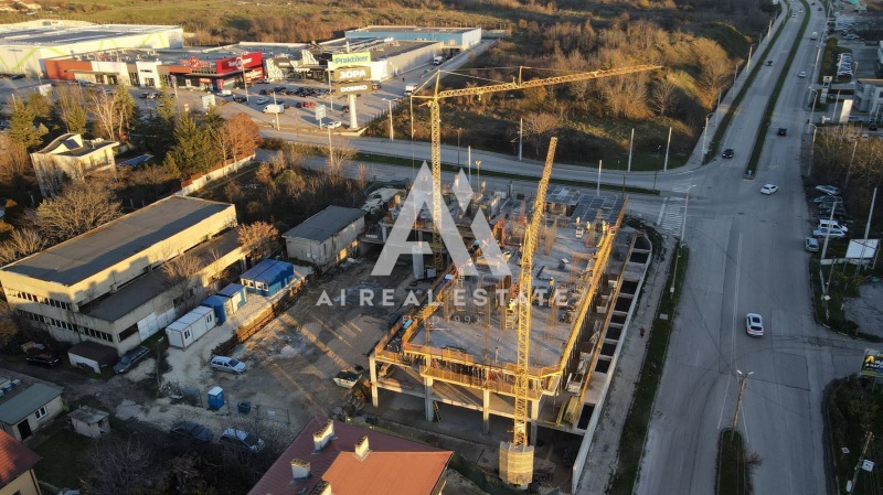 Продава МНОГОСТАЕН, гр. Плевен, Широк център, снимка 8 - Апартаменти - 50093335