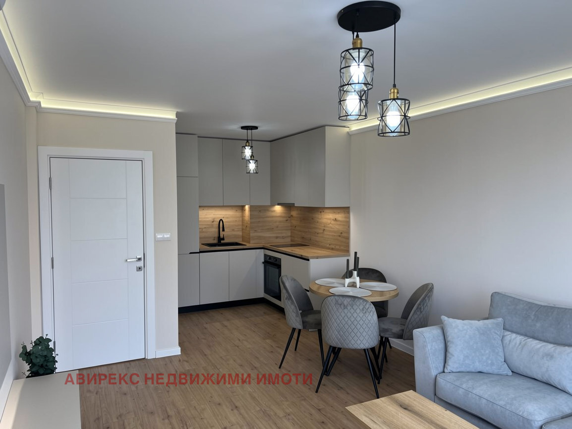Продава 2-СТАЕН, гр. Пловдив, Остромила, снимка 3 - Апартаменти - 56723680