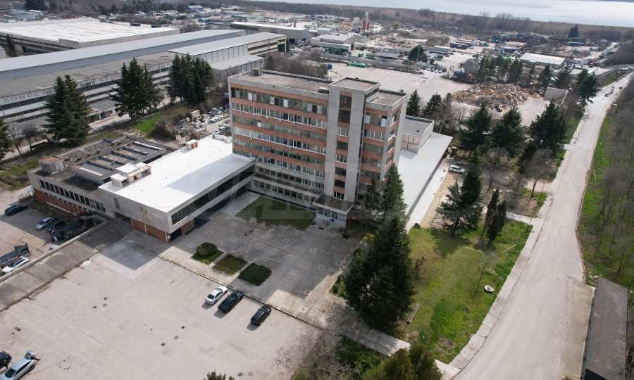 Продава ПРОМ. ПОМЕЩЕНИЕ, гр. Варна, Западна промишлена зона, снимка 4 - Производствени сгради - 53911324