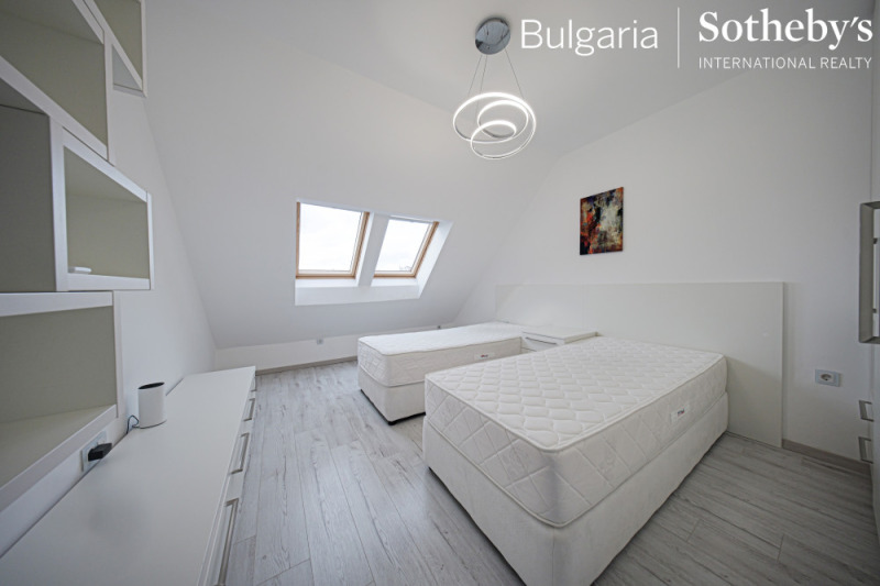 Продава 4-СТАЕН, гр. София, Център, снимка 10 - Апартаменти - 48874145