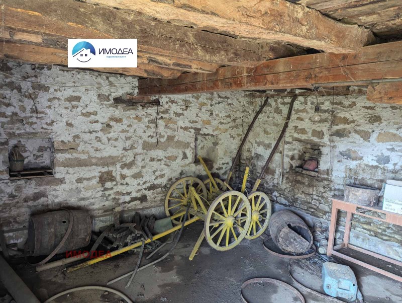 Продава КЪЩА, с. Вишовград, област Велико Търново, снимка 4 - Къщи - 52311229