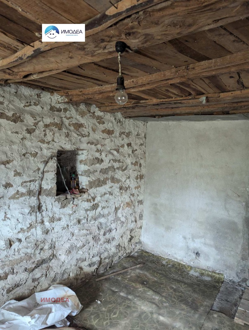 Продава КЪЩА, с. Вишовград, област Велико Търново, снимка 11 - Къщи - 52311229