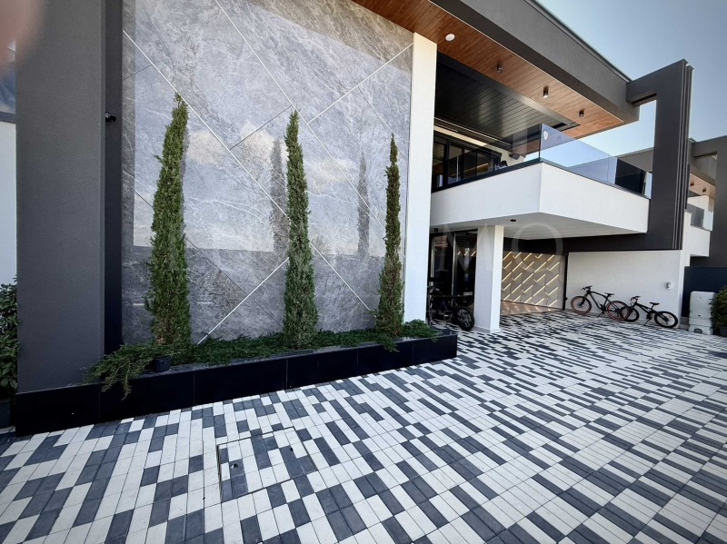 Продава КЪЩА, с. Белащица, област Пловдив