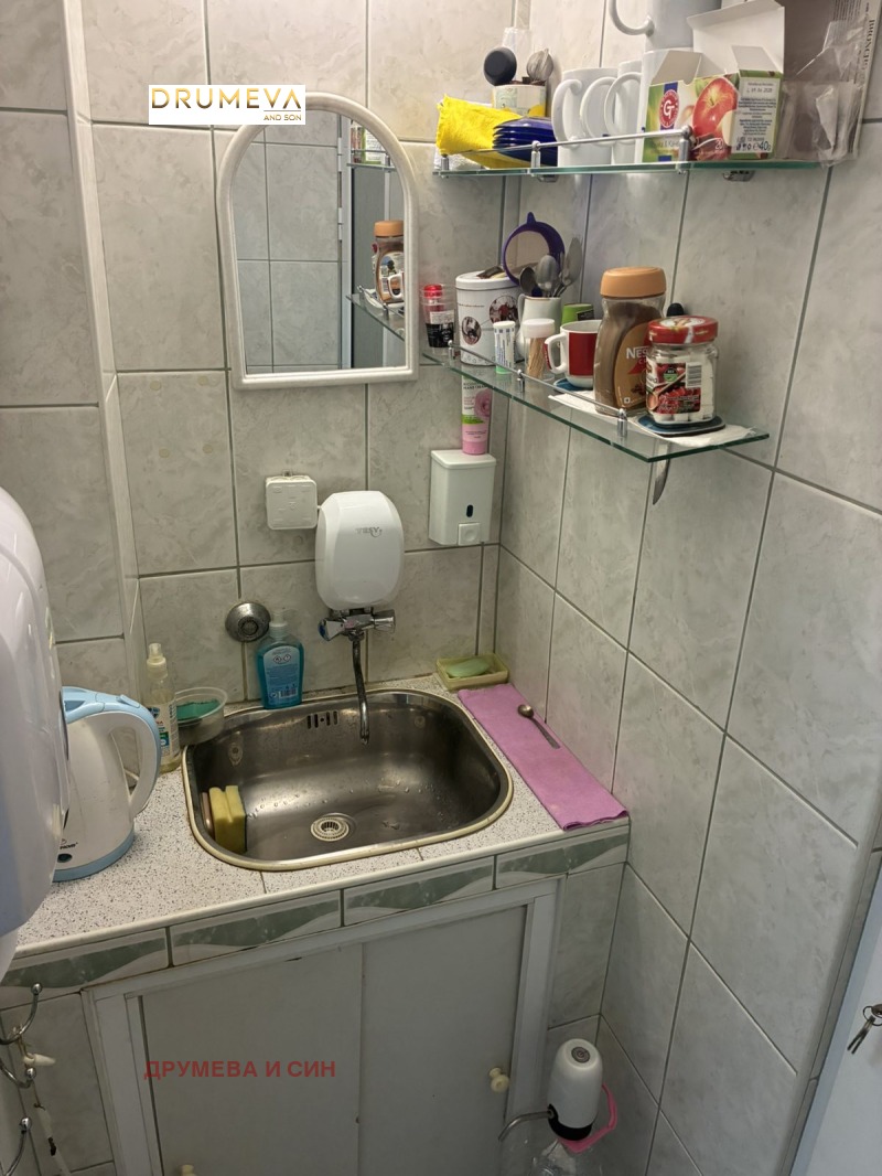 Продава БИЗНЕС ИМОТ, гр. Шумен, Тракия, снимка 8 - Други - 52456329