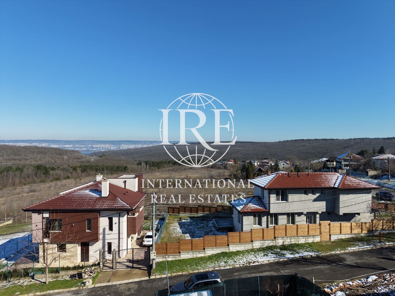 Продава МНОГОСТАЕН, гр. Варна, с. Звездица, снимка 3 - Апартаменти - 54050905