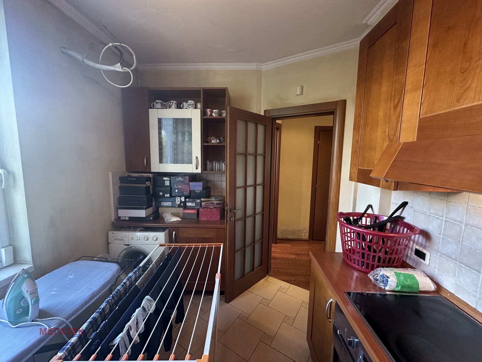 Продава ЕТАЖ ОТ КЪЩА, гр. София, Център, снимка 15 - Етаж от къща - 54660131
